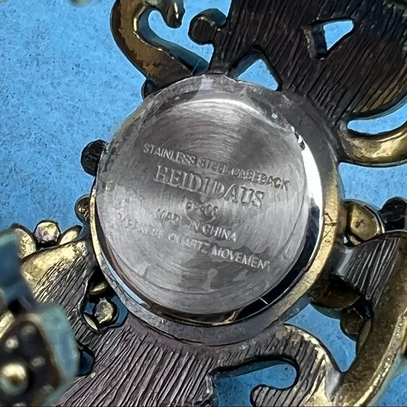 Heidi Daus Crystal Flower Garden Watch - Picture 10 of 10